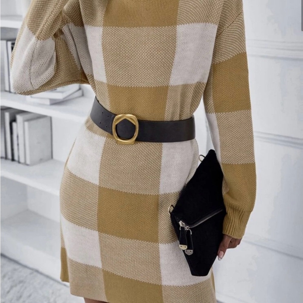 Checkered patterned turtle neck sweater dress